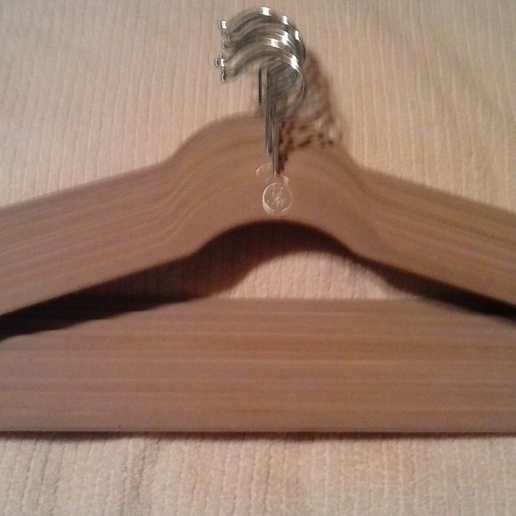 (12) JM Velvet Suit Clothes Hangers